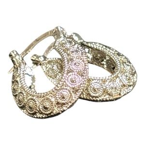 18k White Gold Plated delicate design huggie loop earrings. JB1